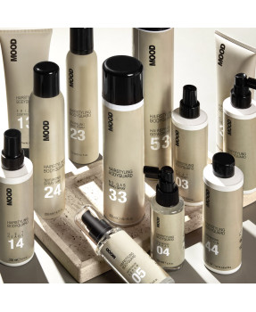 Спрей-міст для прикореневого об'єму волосся з термозахистом Mood 43 Lifting Mist, 200 мл Спрей-міст для прикореневого об'єму волосся з термозахистом Mood 43 Lifting Mist, 200 мл